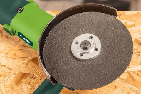 Szlifierka kątowa 750W, 125X22,2 51G075 VERTO