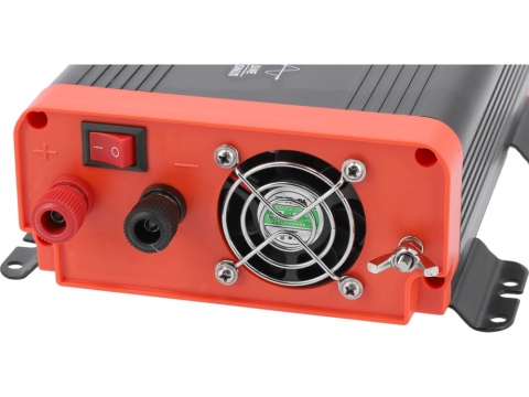 PRZETWORNICA NAPIĘCIA 12/230V 300W YT-81481 YATO