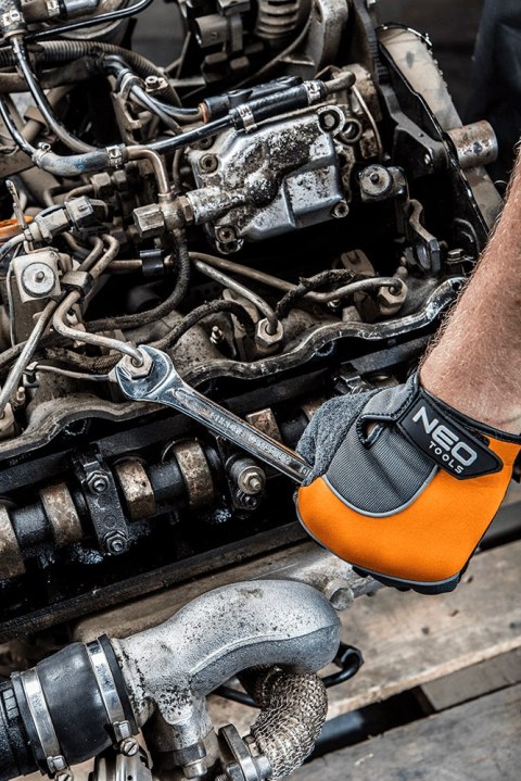 Klucz płasko-oczkowy odgięty spline 30 09-480 NEO