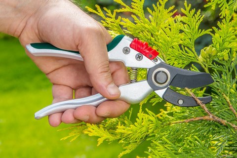 SEKATOR OGRODOWY KOWADEŁKOWY 195MM 15G207 VERTO
