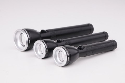 METALOWA LATARKA Z DIODĄ CREE, 210X37MM YT-08575 Y