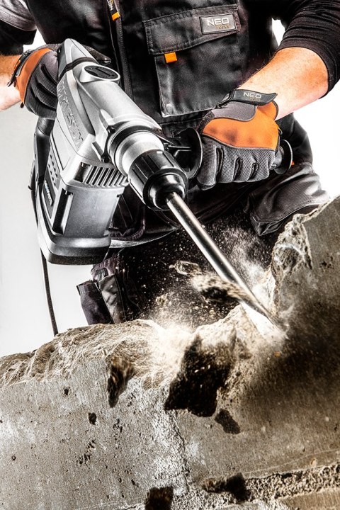 Młot udarowy SDS Max 1250W+ termos 58G874 GRAPHITE