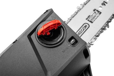 Urządzenie ogrodowe na wysięgniku 2w1 - pilarka i